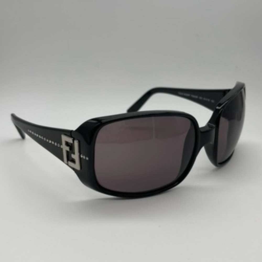 FENDI sunglasses FS400R in black